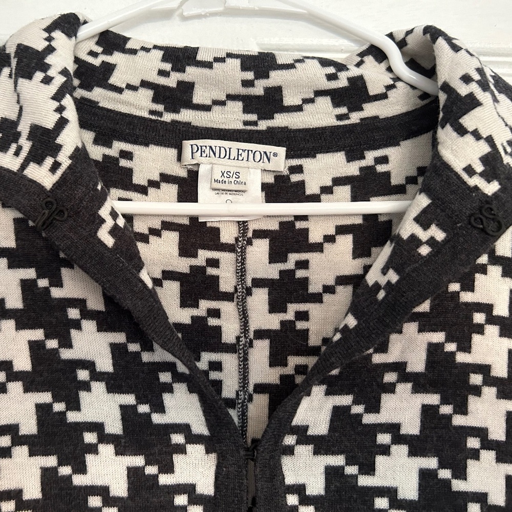 Pendleton Houndstooth Cape/Poncho - image 3